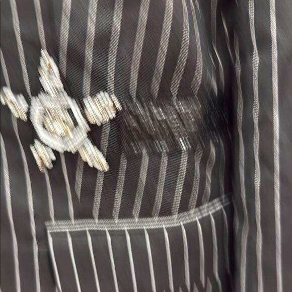 Romeo and Juliet  Pinstripe Couture Women's Blazer Size Medium - Picture 6 of 6